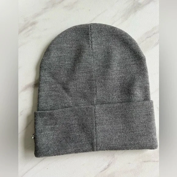 Lululemon Warm Revelation Beanie
Heathered Rhino Grey / Highlight Yellow - Picture 3 of 6
